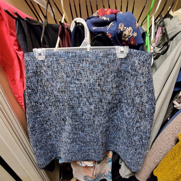 Loft Skirt Size 12, blue and black tweed - Picture 7 of 8